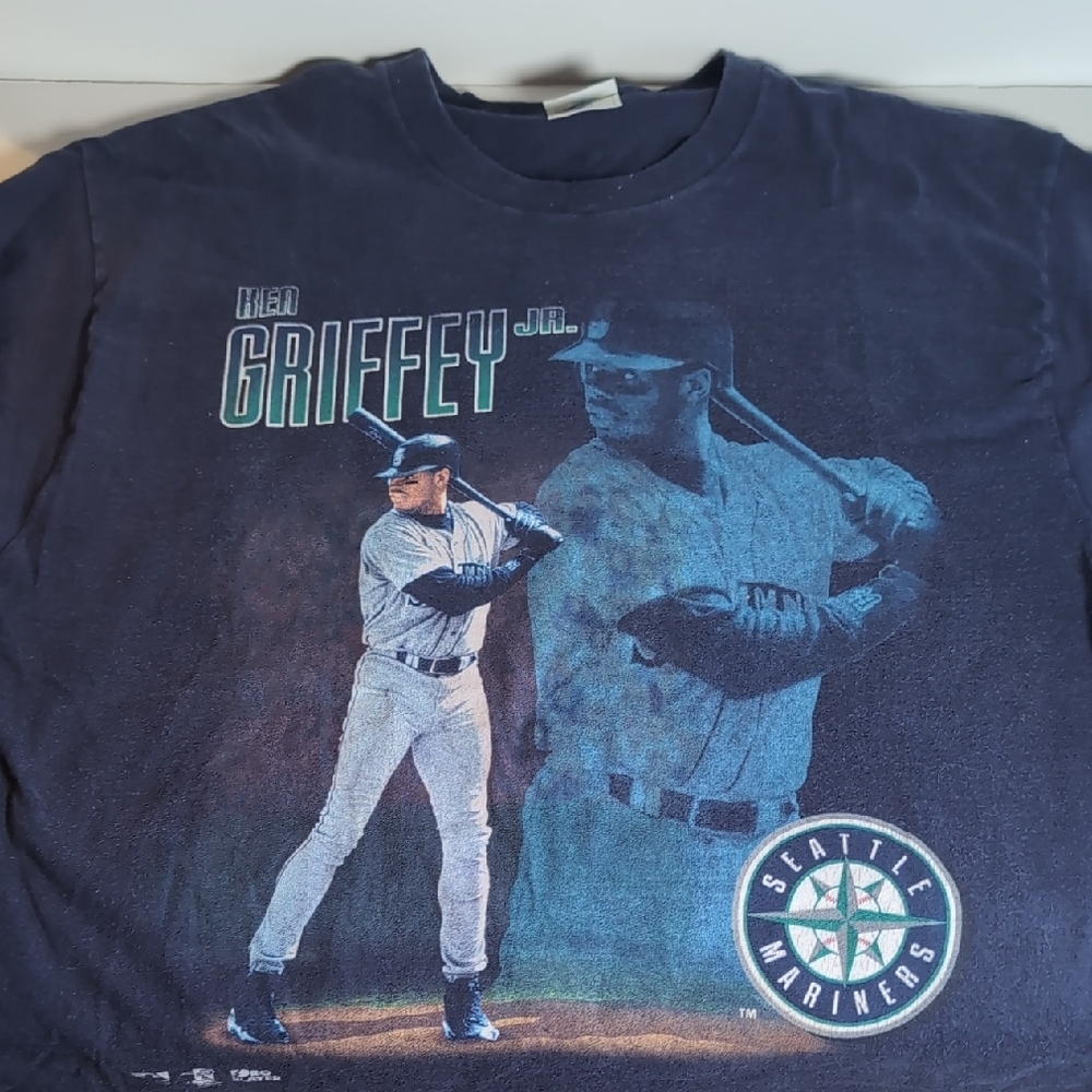 Vintage Ken Griffey Jr. Seattle Mariners T-Shirt L@@k!!!! XL Pro player!!!!